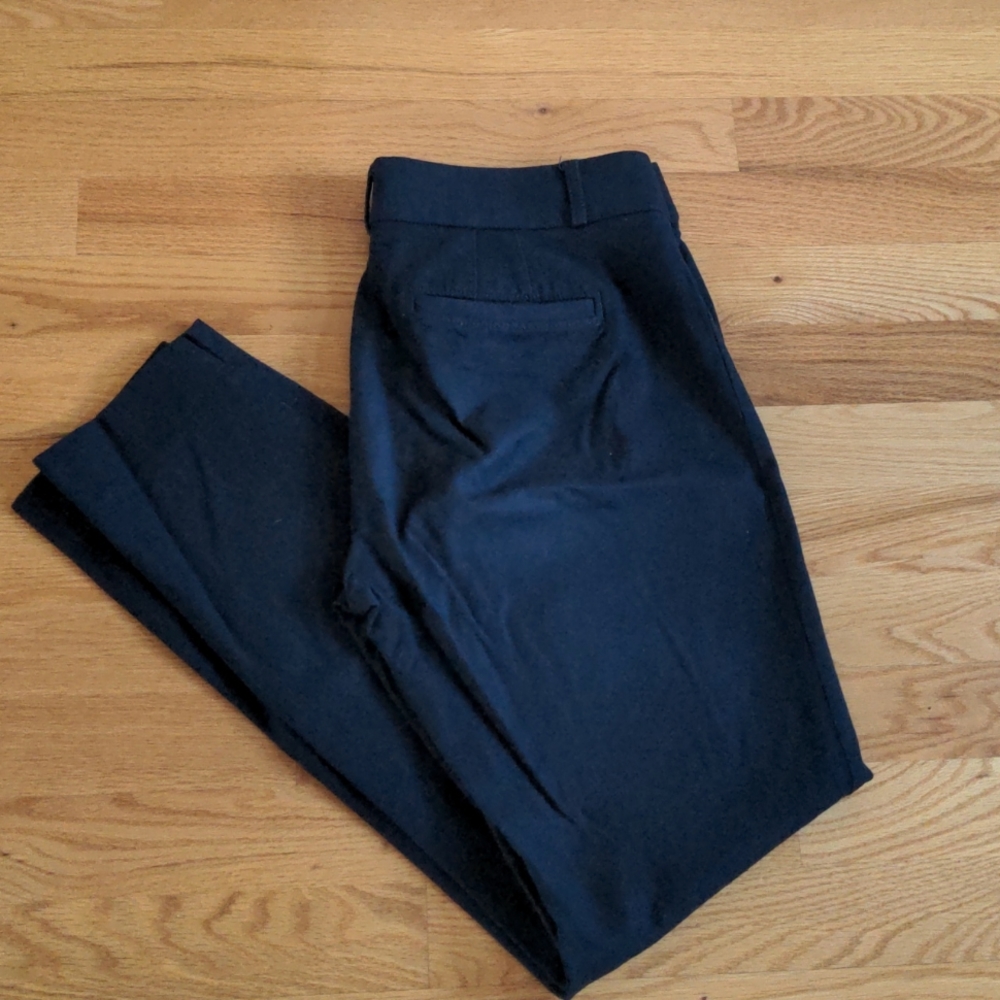 Banana Republic navy Sloane 4L